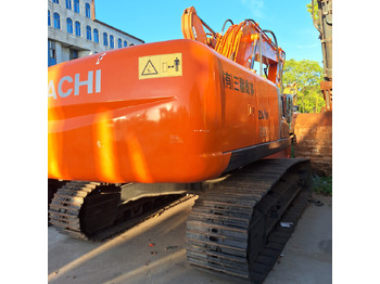 Ekskavatorius HITACHI ZX210