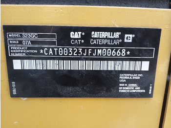 Vikšrinis ekskavatorius CAT 323GC: foto 5