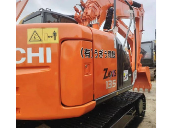Vikšrinis ekskavatorius Hitachi 135US: foto 3