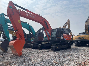 Vikšrinis ekskavatorius HITACHI