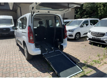 Lengvasis automobilis OPEL
