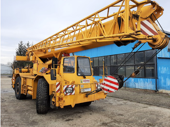 Statybinė technika LIEBHERR LTM 1030