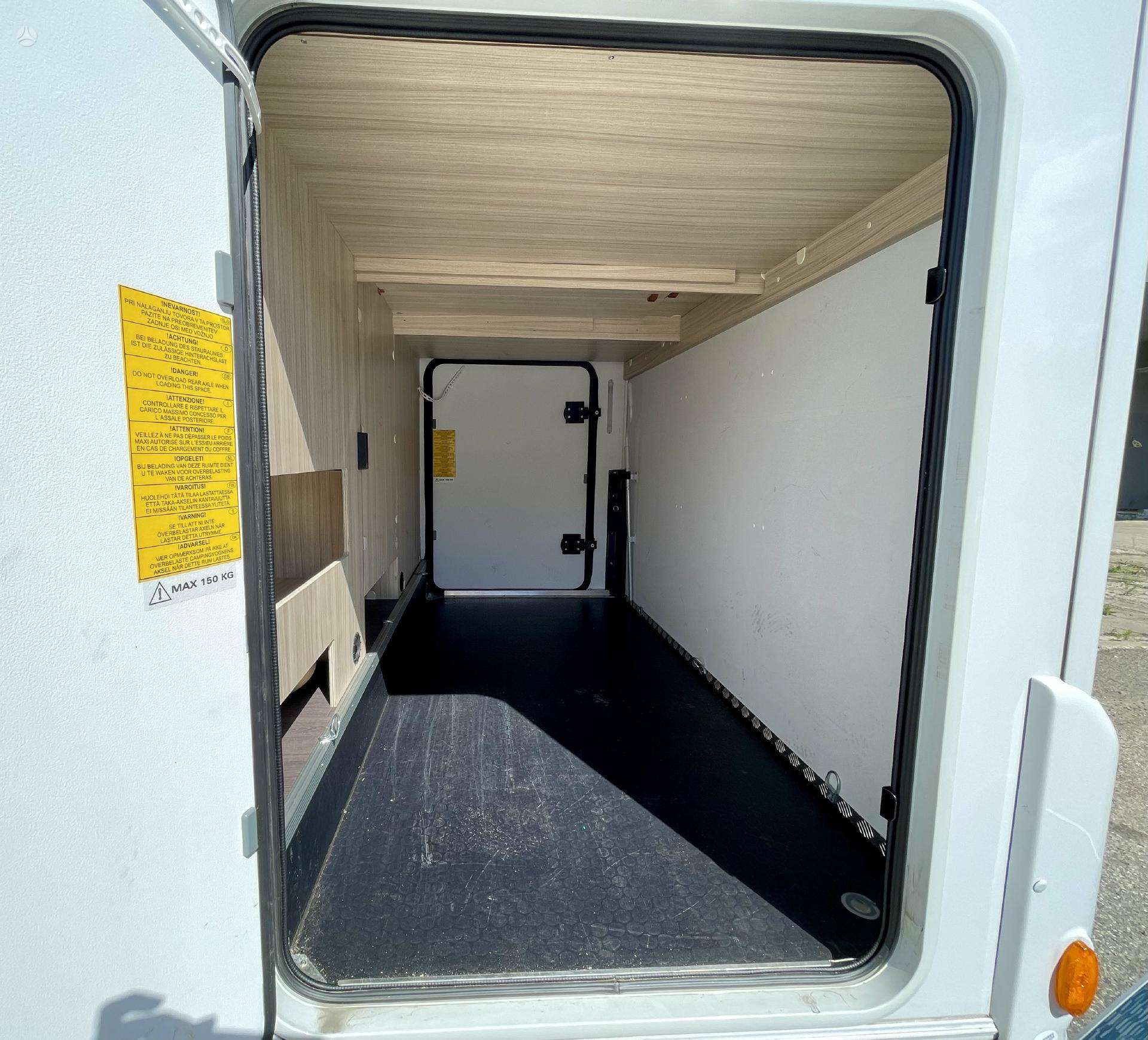 Nauja Pusiau integruotas kemperis SUN S 75SL: foto 5