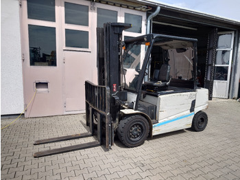 Hyundai 40B-9 lizingą Hyundai 40B-9: foto 1