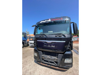 Platforminis/ Bortinis sunkvežimis MAN TGX 26.440