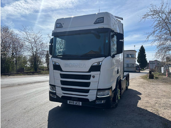 Vilkikas SCANIA R 450