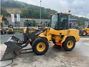 Ratinis krautuvas VOLVO L30G
