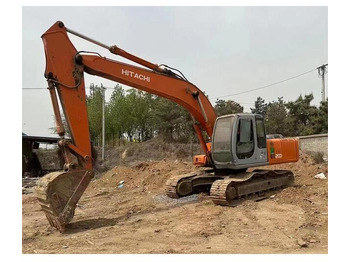 Vikšrinis ekskavatorius HITACHI