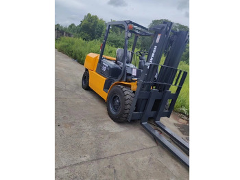 Šakinis krautuvas 2021 Komatsu FD50: foto 5