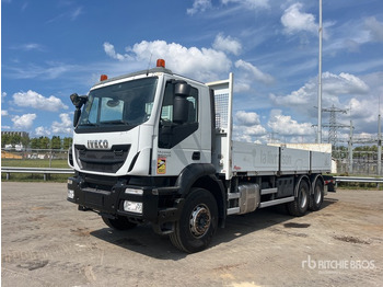Platforminis/ Bortinis sunkvežimis IVECO Trakker