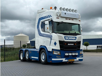 Vilkikas SCANIA R 450