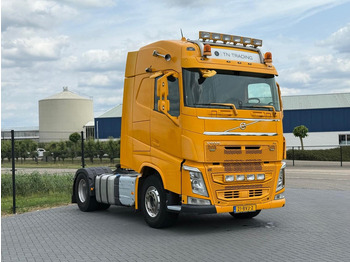 Vilkikas VOLVO FH