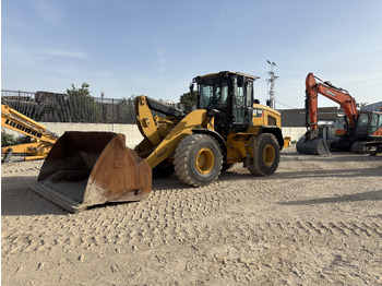 Ratinis krautuvas CATERPILLAR 926M