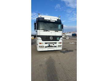 Vilkikas MERCEDES-BENZ Actros 1843