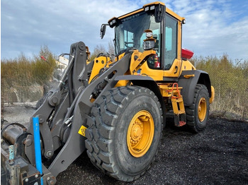 Ratinis krautuvas VOLVO L90H