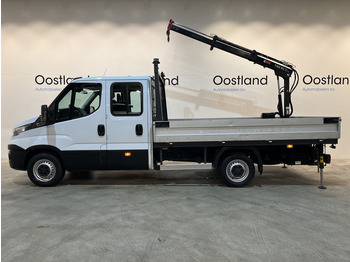 Iveco Daily 35S18D 3.0 375 Automaat Open Laadbak / Hiab Kraan / Euro 6 / Trekhaak 3500 KG / Airco / Camera / Navigatie / 3-Zits / 67.000 KM !! lizingą Iveco Daily 35S18D 3.0 375 Automaat Open Laadbak / Hiab Kraan / Euro 6 / Trekhaak 3500 KG / Airco / Camera / Navigatie / 3-Zits / 67.000 KM !!: foto 2
