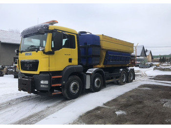MAN TGS 32.360 8x4 piaskarka solarka schmidt euro5 pług lizingą MAN TGS 32.360 8x4 piaskarka solarka schmidt euro5 pług: foto 3