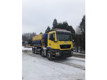 MAN TGS 32.360 8x4 piaskarka solarka schmidt euro5 pług lizingą MAN TGS 32.360 8x4 piaskarka solarka schmidt euro5 pług: foto 2