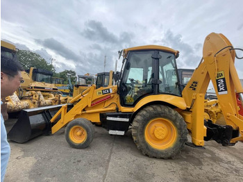 Ekskavatorius-krautuvas JCB 3CX