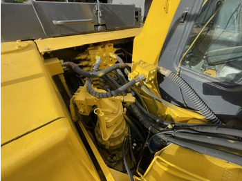 Ratinis ekskavatorius Komatsu PC160LC: foto 4