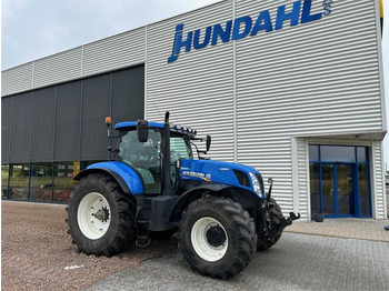Traktorius NEW HOLLAND T7.270