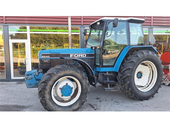 Traktorius FORD
