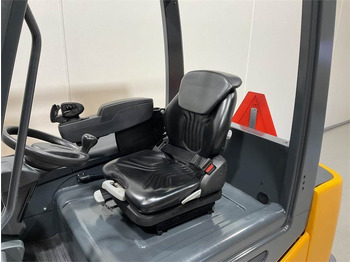 Elektrinis krautuvas Jungheinrich EFG S30: foto 5