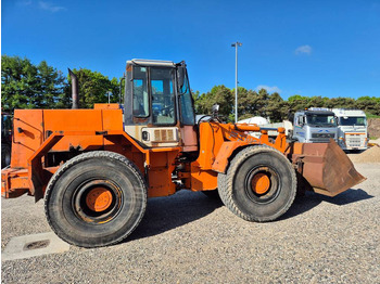 Ratinis krautuvas HITACHI
