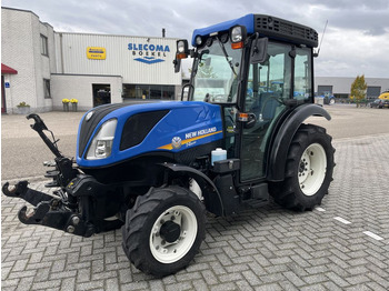 Traktorius NEW HOLLAND T4