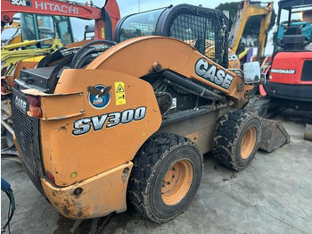 Vikšrinis mini krautuvas Case SV300: foto 3