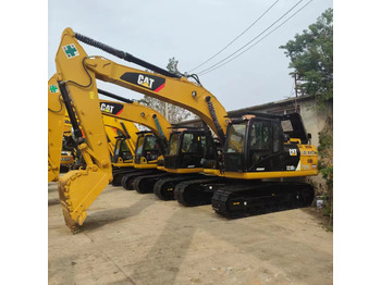 Vikšrinis ekskavatorius CATERPILLAR 320D2