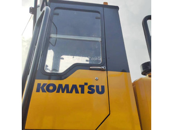 Ratinis krautuvas KOMATSU WA380: foto 5