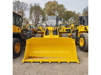 Ratinis krautuvas KOMATSU WA380: foto 4