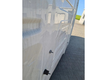 Kabina GOŁA SZKIELET POSZYCIE BLACHA RENAULT GAMA T HIGH WYSOKA KABINA - USZKODZONA: foto 4