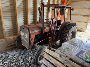Traktorius MASSEY FERGUSON 1000 series