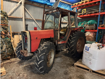 Traktorius MASSEY FERGUSON 1000 series