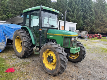 Traktorius JOHN DEERE