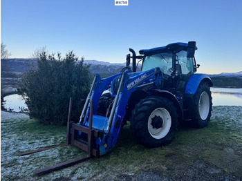 Traktorius NEW HOLLAND T6.180