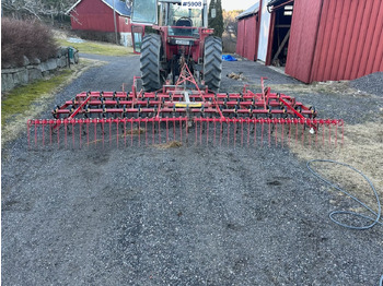 Žemės dirbimo technika VÄDERSTAD