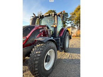 Traktorius VALTRA T174
