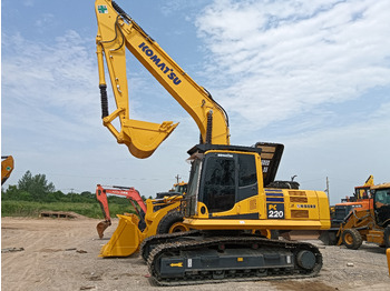 Vikšrinis ekskavatorius KOMATSU PC200-8