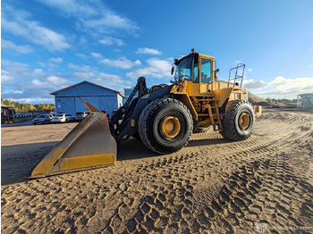 Ratinis krautuvas VOLVO L220D