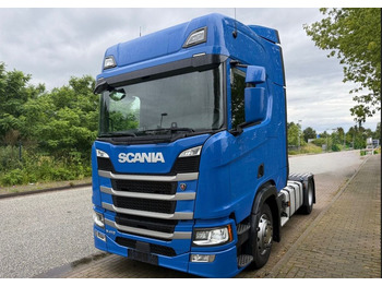 Vilkikas SCANIA R 410