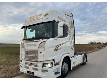 Vilkikas SCANIA R 500