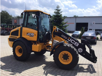 Ratinis krautuvas JCB 409: foto 4