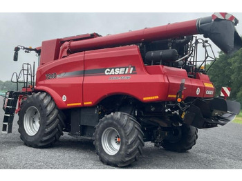 Derliaus nuėmimo kombainas CASE IH Axial-Flow