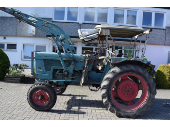 Traktorius HANOMAG