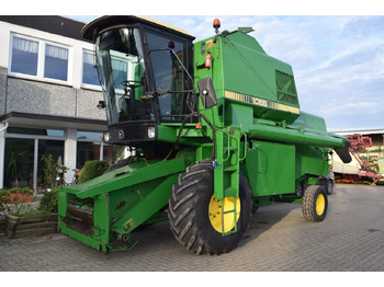 Derliaus nuėmimo kombainas JOHN DEERE