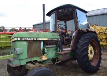 Traktorius JOHN DEERE 2040