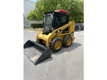 Mini krautuvas CATERPILLAR 226B3